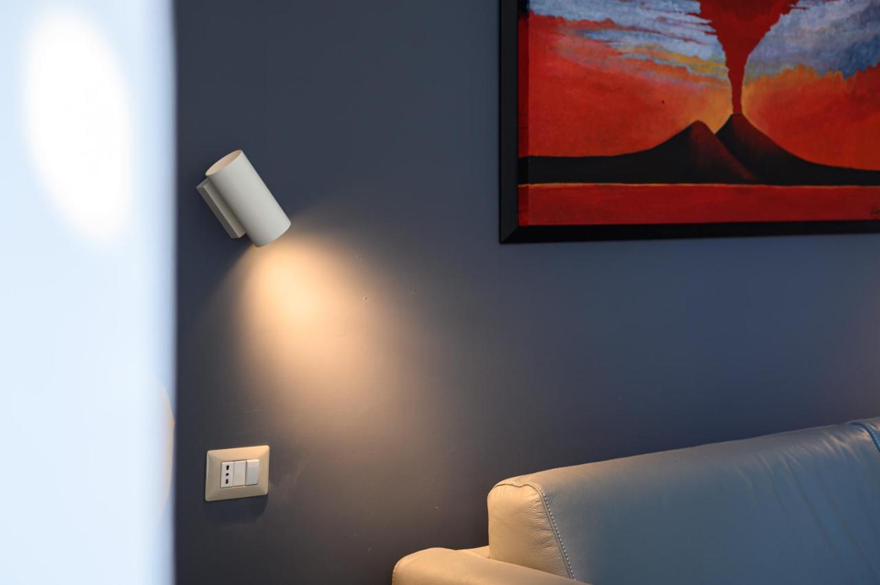 Via Cairoli 60 Apartment Naples Luaran gambar